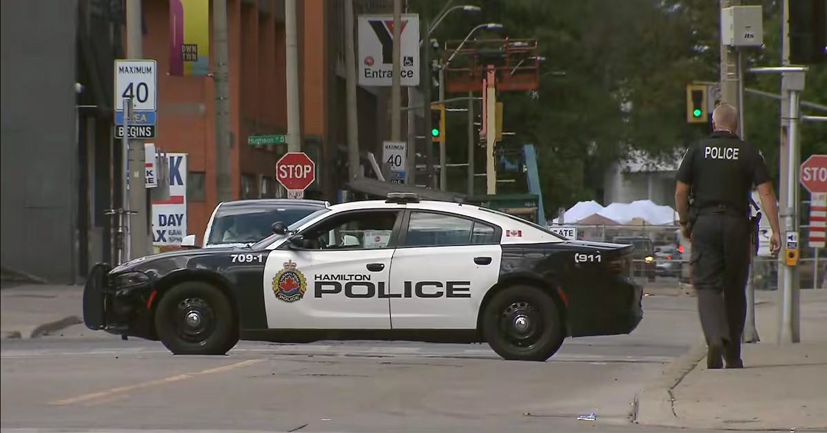 Krwawa noc w Hamilton. Ostra strzelanina przed barem