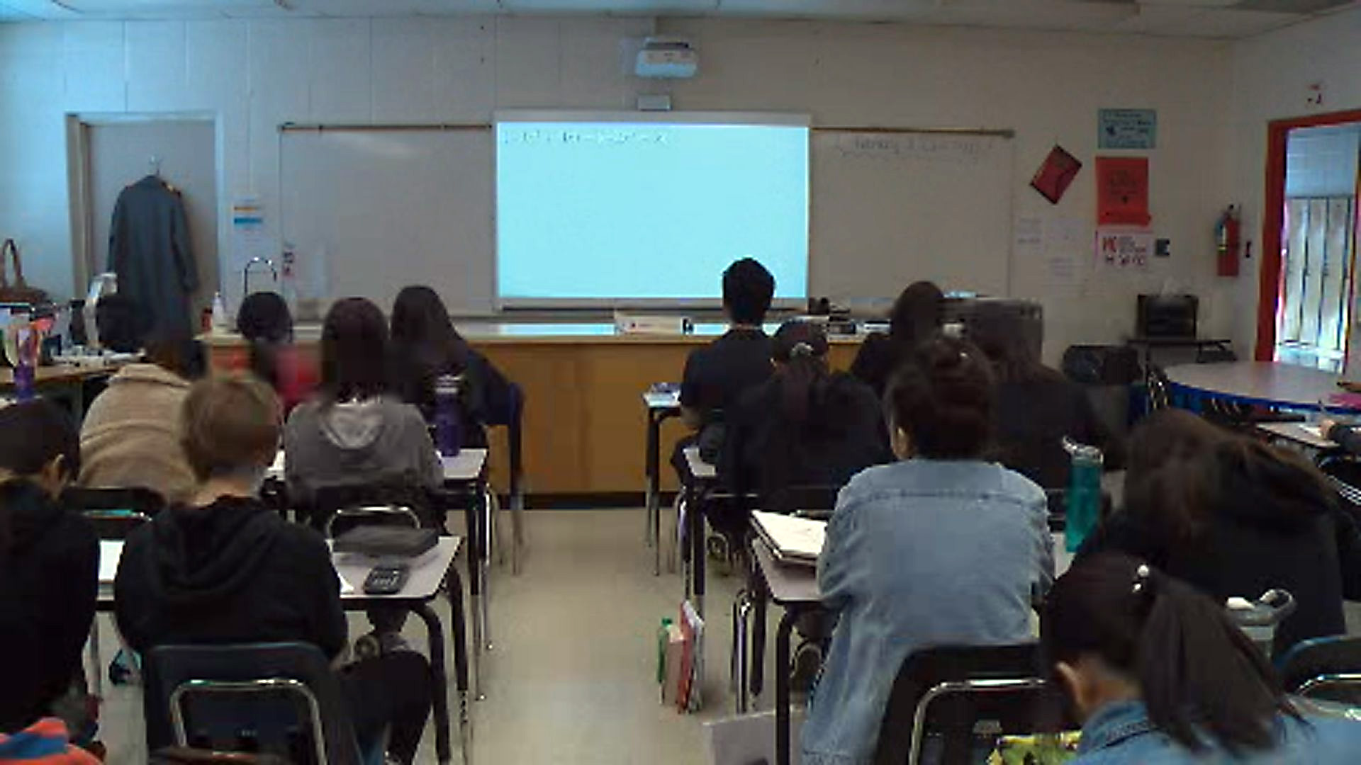 Nauczyciele protestują przeciw przejęciu rad szkolnych przez rząd Ontario