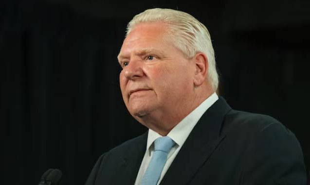 Ontario nakazuje urzędnikom państwowym powrót do pracy w biurach