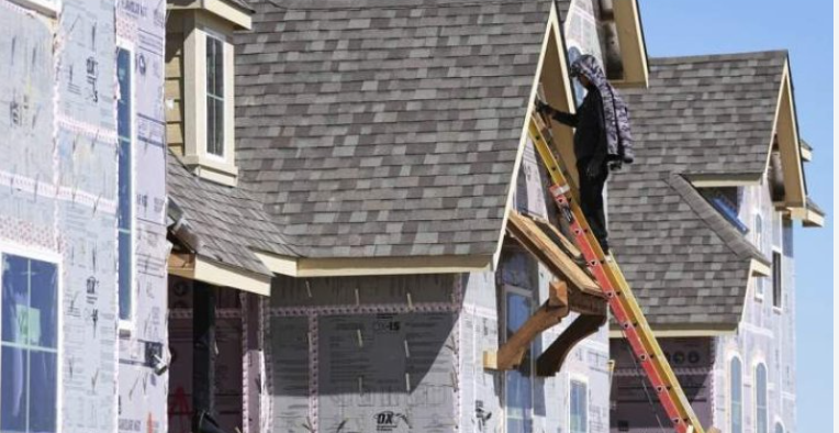 Deweloper z Ontario oferuje zapłatę podatku od nieruchomości i opłat za media aby kupić od niego dom