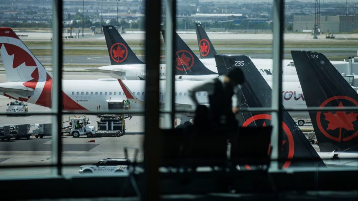 Awaria systemu CBSA na lotniskach. Problemy w Toronto Pearson