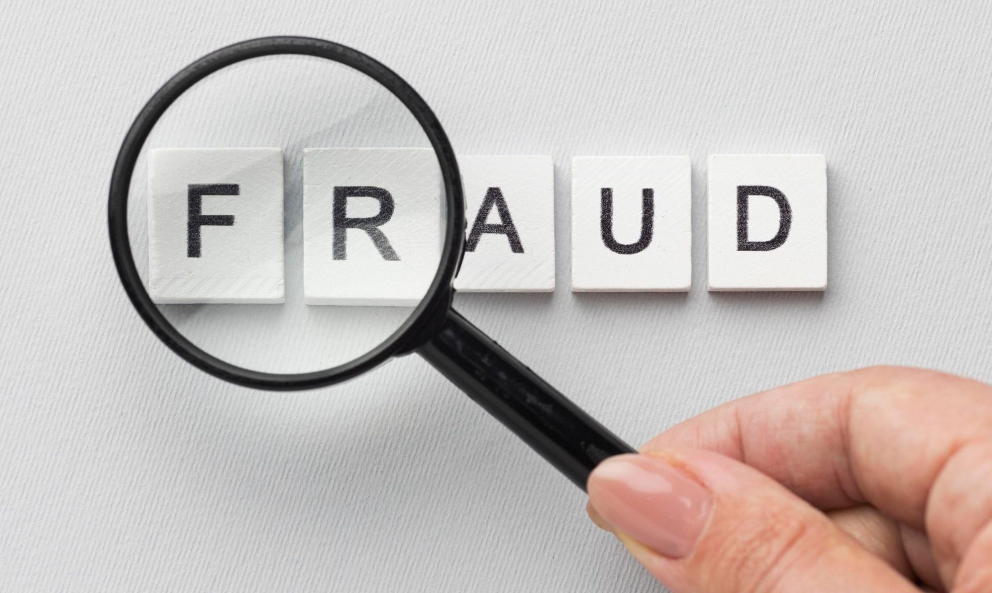 23-latek z Oshawy aresztowany za oszustwo na 2,5 mln dol.