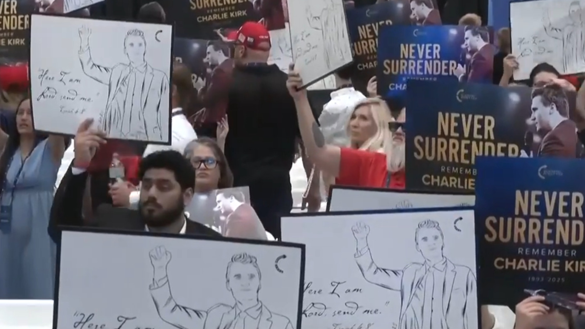 Strajk na uczelni TMU. Studentka rzucona na podłogę