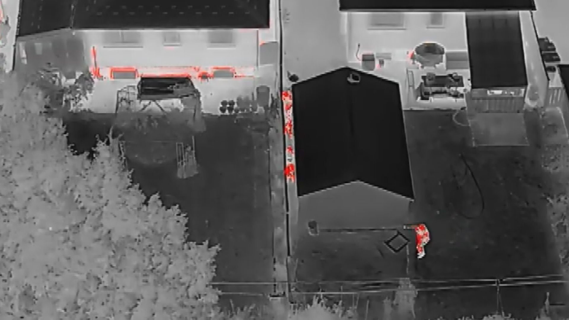 Drony i pies policyjny pomogli w zatrzymaniu złodzieja samochodów