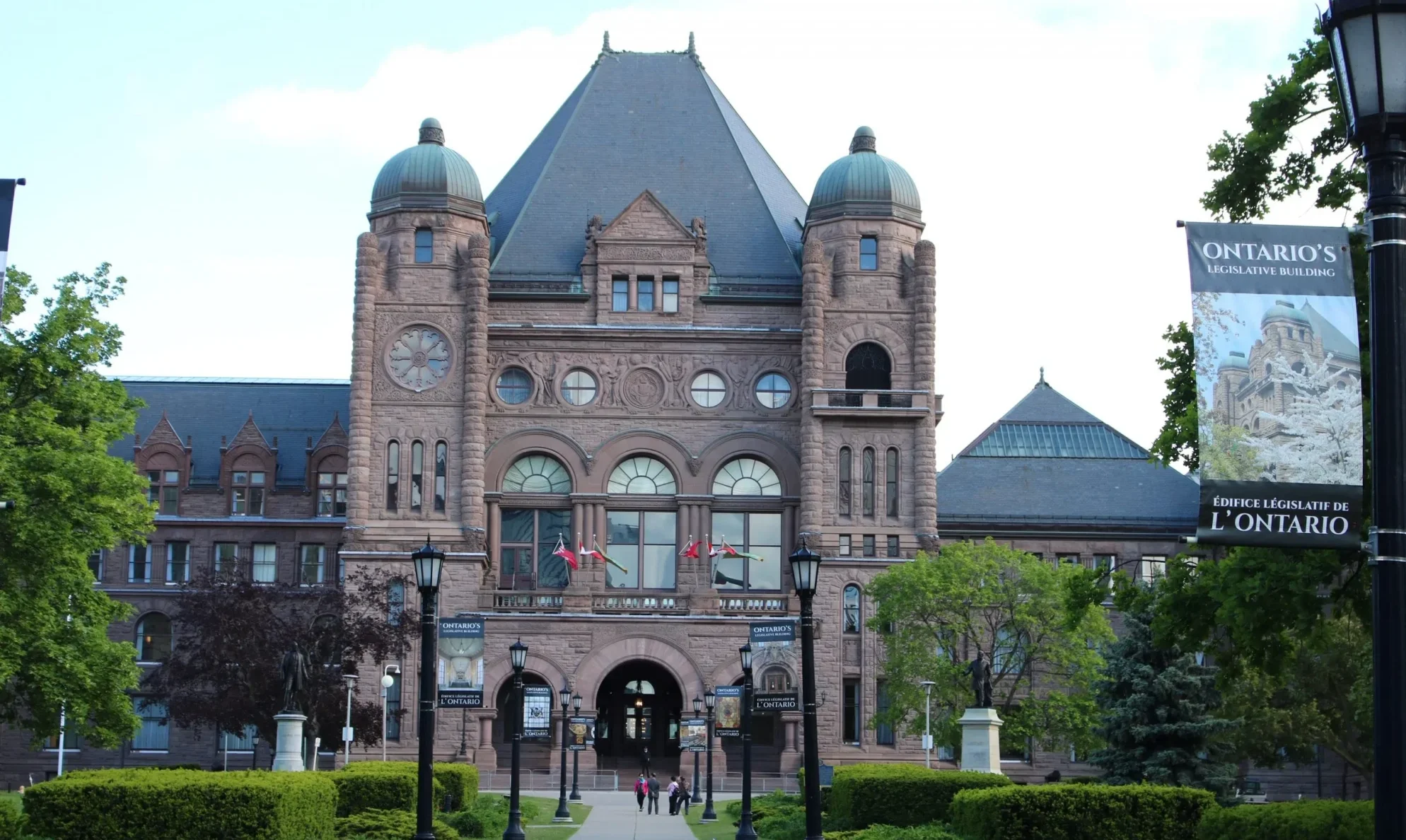 Nowe prawa i regulacje które wchodzą w życie od 1 października w Ontario