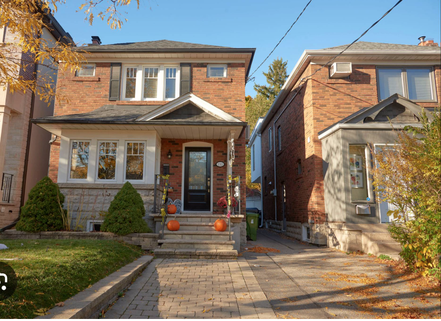 Sprzedaż nowych domów spadła o 81 procent w porównaniu z dziesięcioletnią średnią