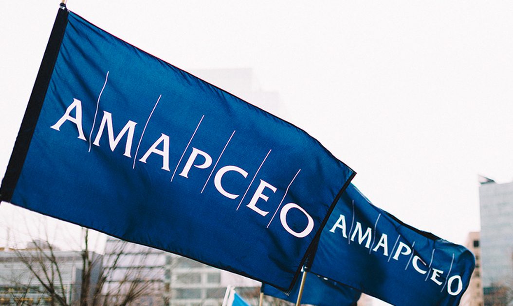 Związek zawodowy składa skargę w sprawie planów powrotu do biura na stałe