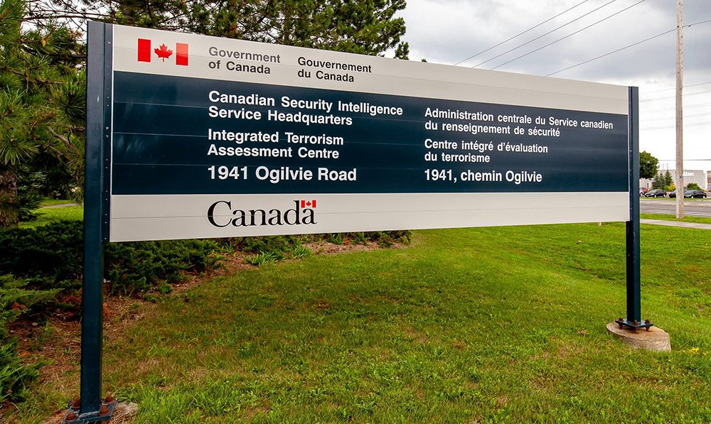 Kanadyjski wywiad pod lupą: zarzuty nadużycia technologii