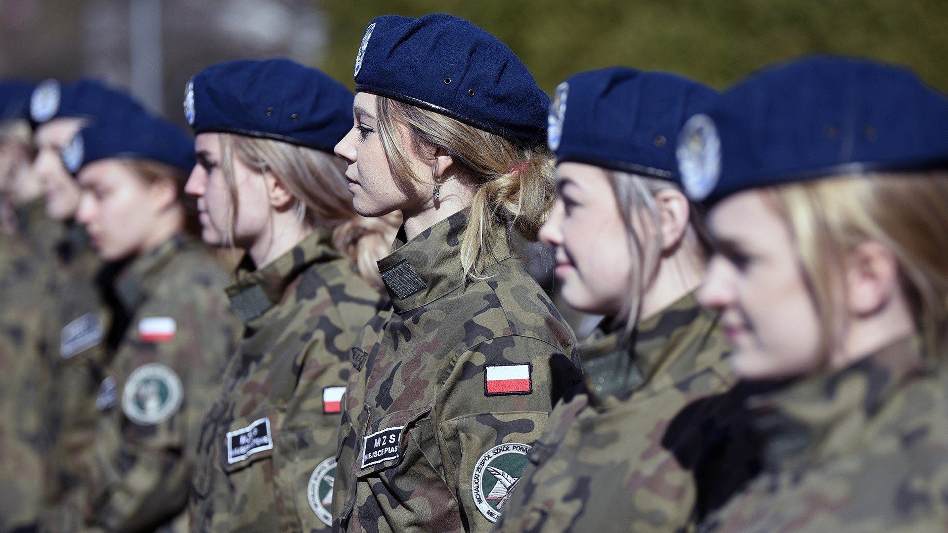 MON łagodzi przepisy mundurowe. Zmiany dla żołnierek i żołnierzy