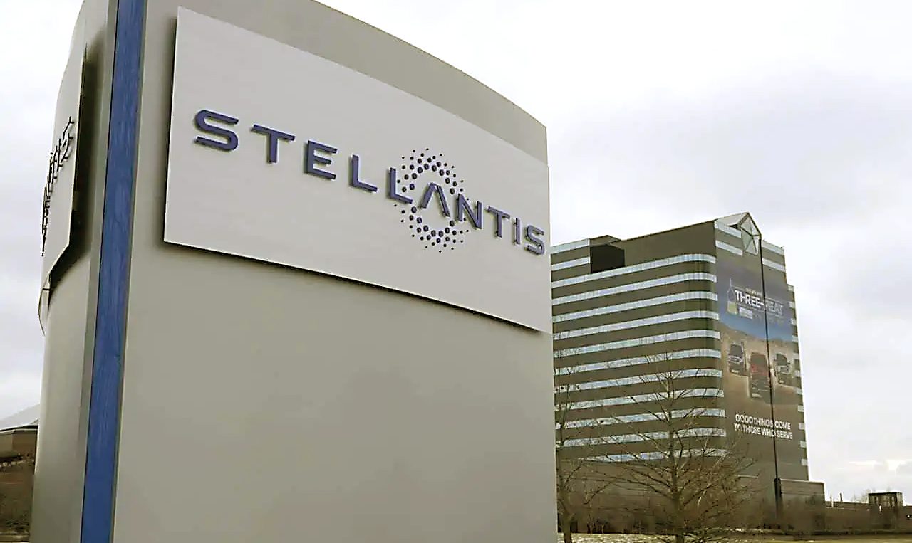 Stellantis przenosi produkcję Jeepa do USA – zagrożone miejsca pracy w Brampton