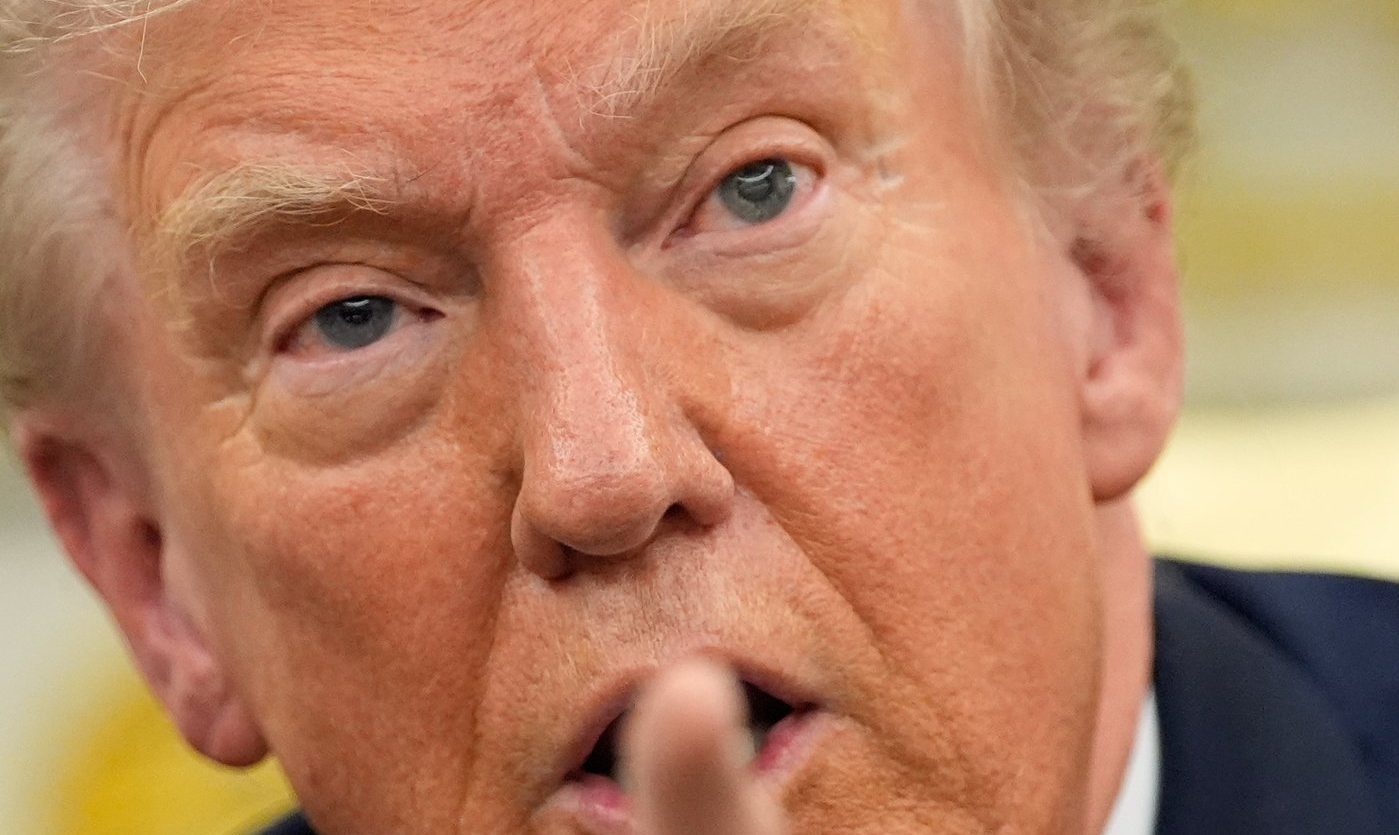 Trump: Nałożę na Europę 100 % cła jeżeli wprowadzą podatek cyfrowy