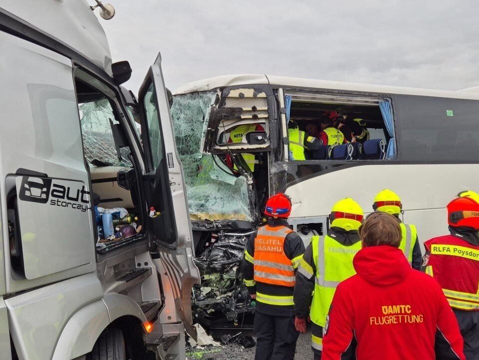Tragiczny wypadek polskiego autokaru w Austrii. Jedna osoba nie żyje
