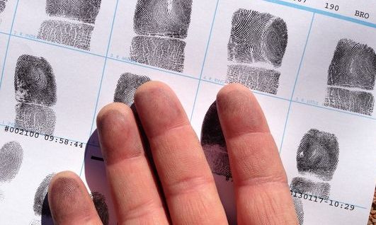 Kanadyjczycy muszą teraz składać odciski palców przy wjeździe do USA na dłużej niż miesiąc