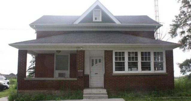 Nowy budynek komercyjny może powstać w miejscu zabytkowego domu w Mississaudze