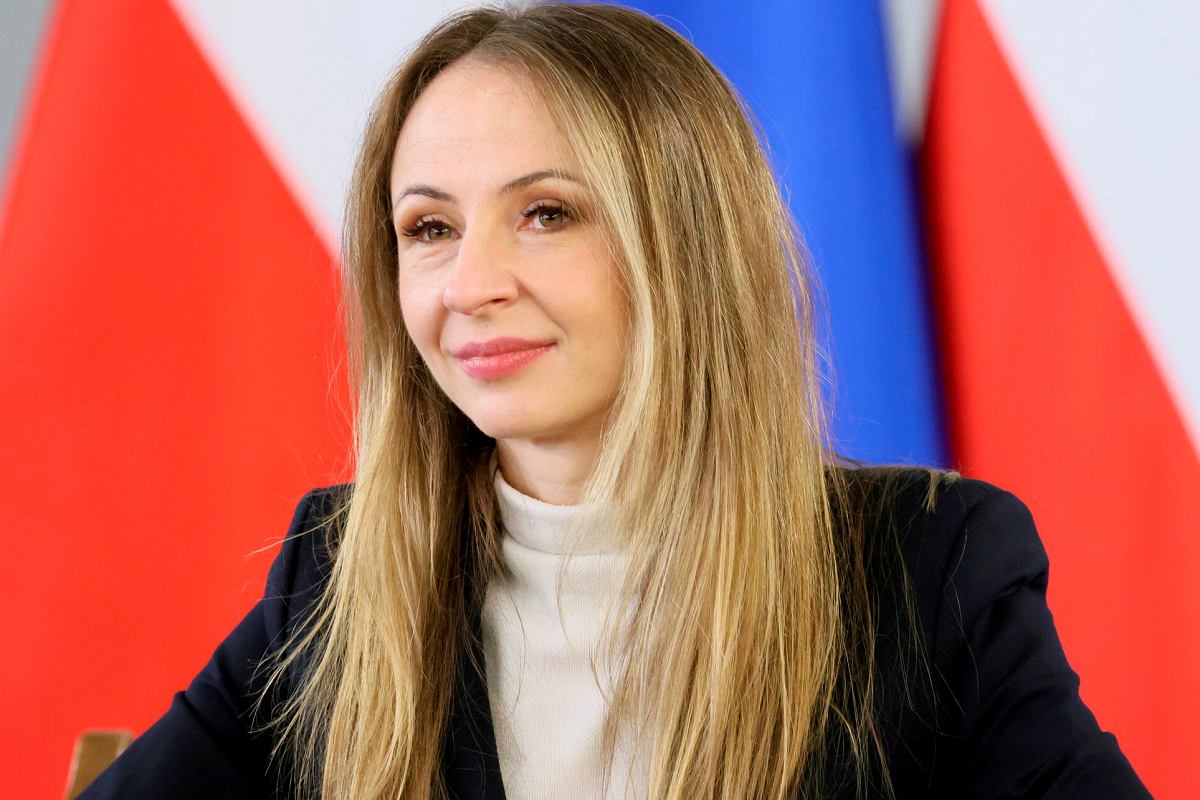 Poseł nie wytrzymał: „Minister zachowuje się jak opętana wariatka!”