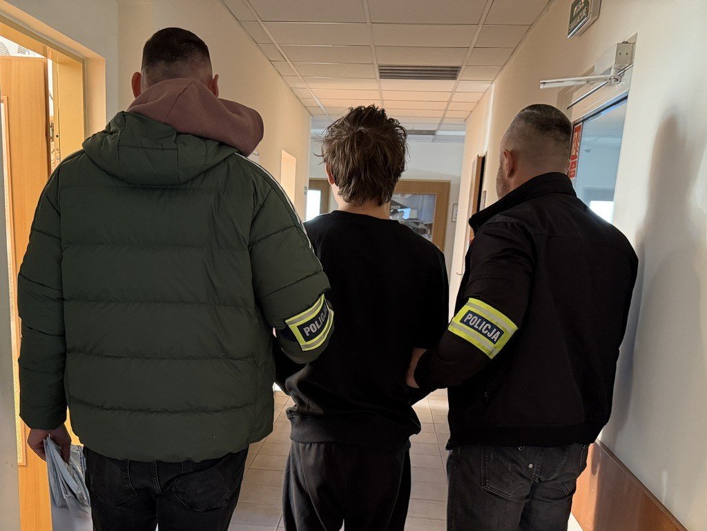 14-latek raniony nożem w galerii handlowej. Sprawca trafił do aresztu