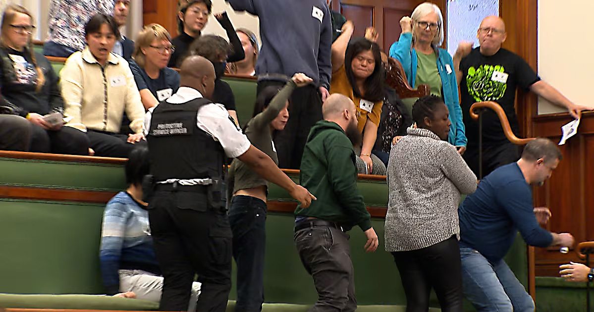 Protesty po przyjęciu kontrowersyjnej ustawy o eksmisjach