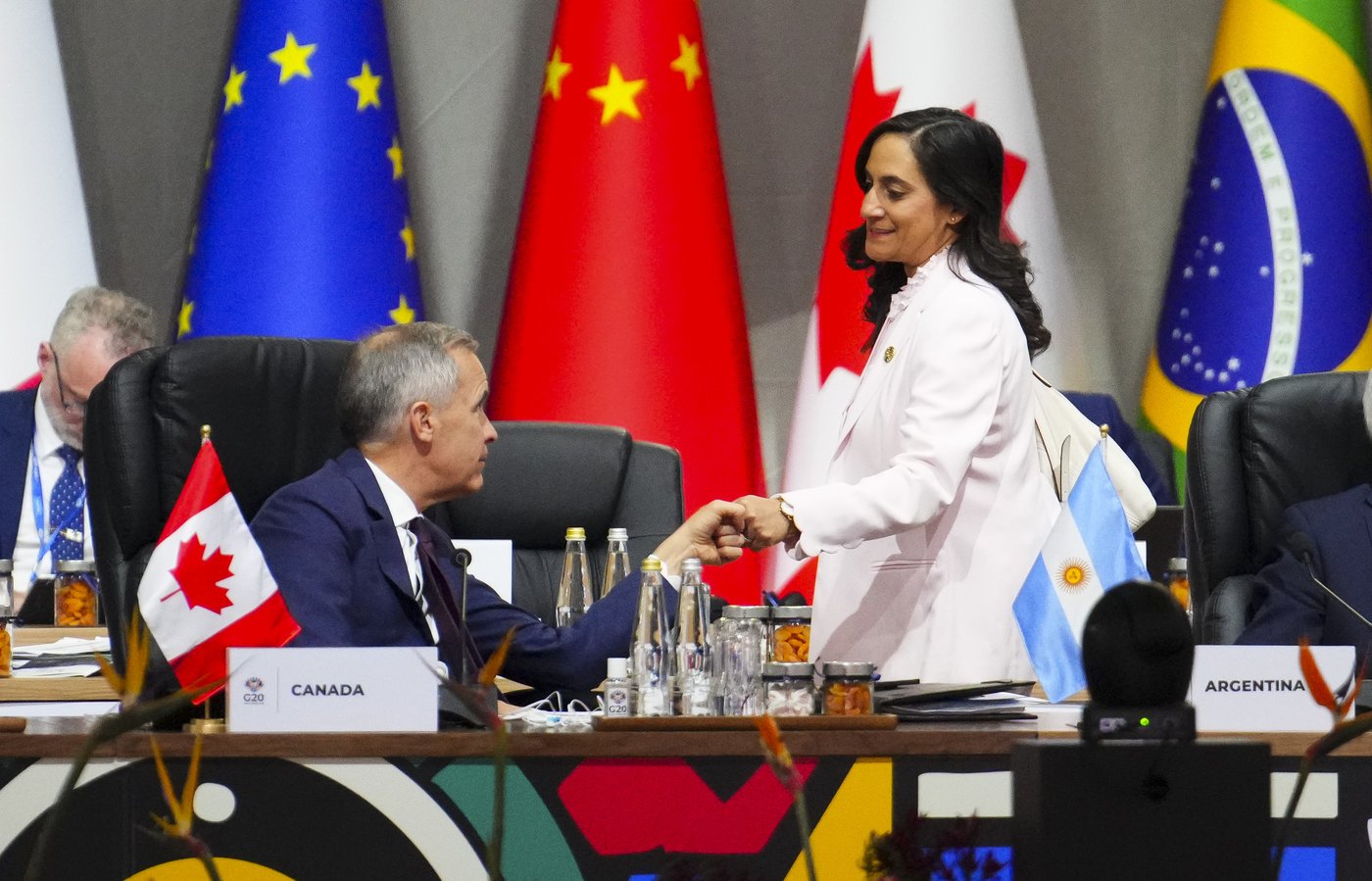 Carney dystansuje się od feministycznej narracji Trudeau