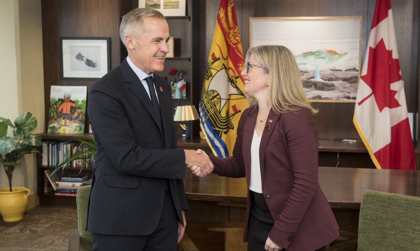 Premierzy omawiają z Carneyem budżet i wojnę celną z USA