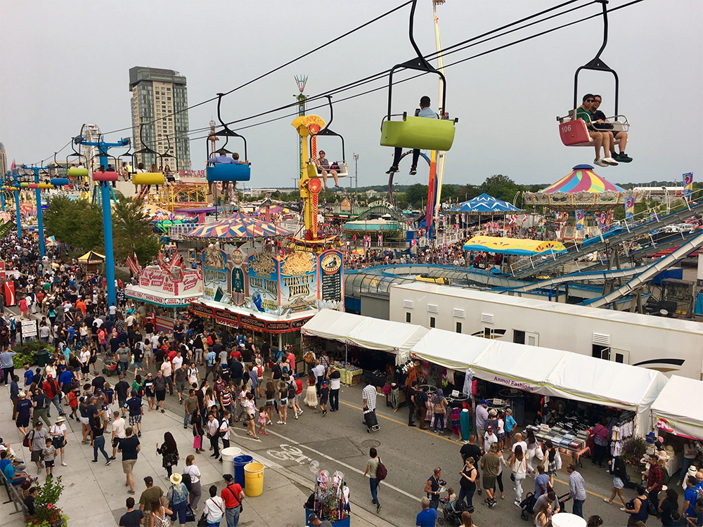 Opozycja alarmuje: rząd Forda chce przejąć część Exhibition Place