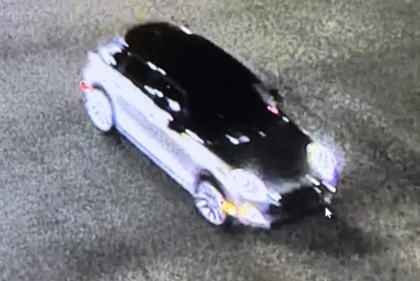 Śmiertelnie potrącił mężczyznę, zdjął tablicę z samochodu i uciekł