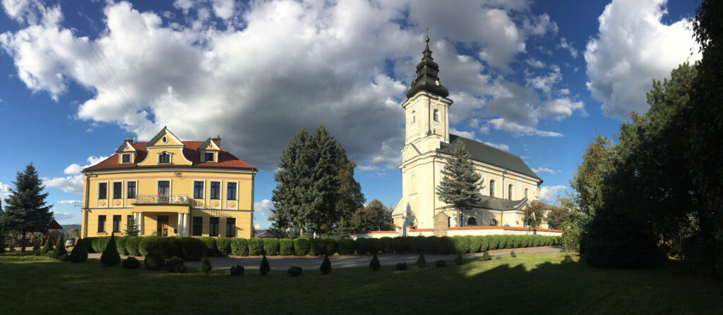Napad na plebanię. Włamywacze obezwładnili księdza gazem