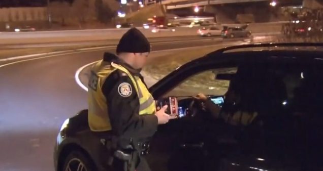 Kontrowersje wokół „certyfikowanych” dowodów. Mandat może wystarczyć do skazania