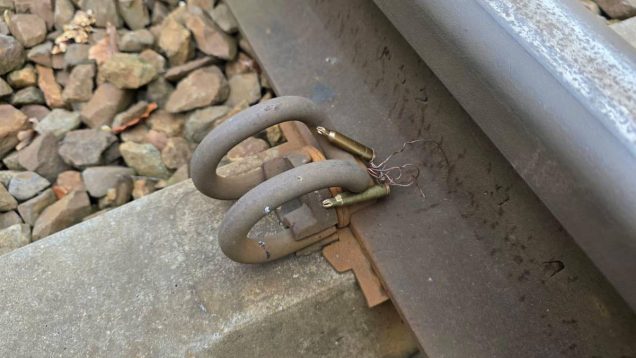 Ślepe naboje na torach. Policja podejrzewa prowokację