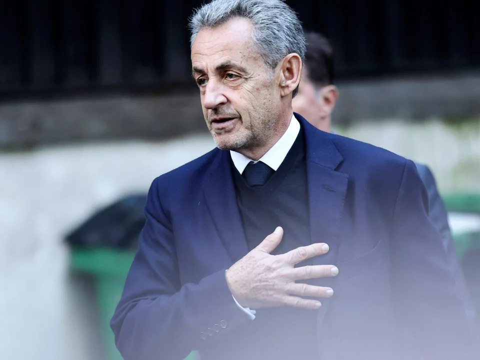 Sarkozy opuścił więzienie. „Koniec tej historii dopiero zostanie napisany”