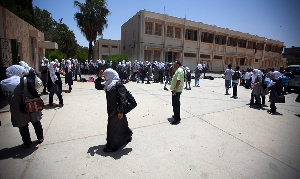 Libia – 2,5 mln dzieci bez książek. Minister edukacji w areszcie