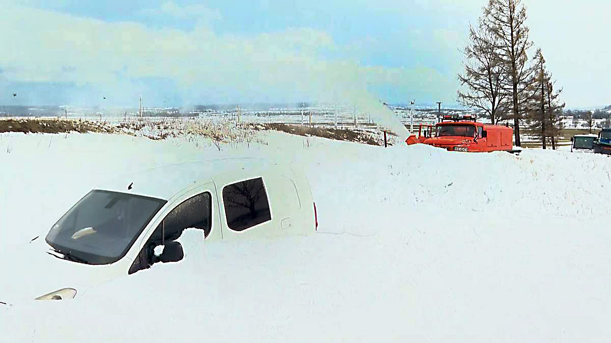 Zawieje sparaliżowały Podkarpacie. Kierowcy uwięzieni w autach
