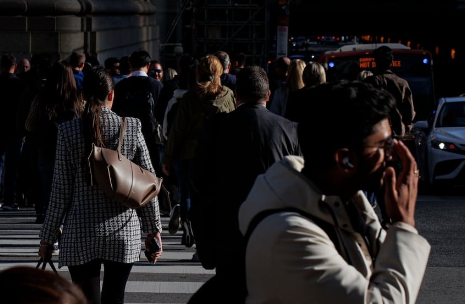 W październiku kanadyjski rynek pracy zaskoczył – przybyło 67 tysięcy nowych etatów, więcej niż prognozowano