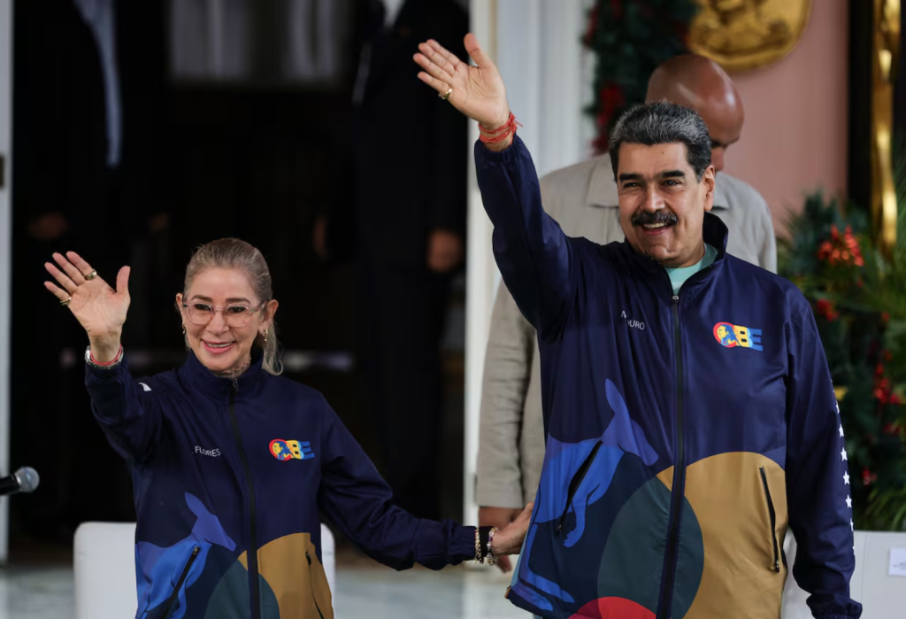 Stany Zjednoczone uznają Maduro za terrorystę w obliczu narastających napięć militarnych z Wenezuelą