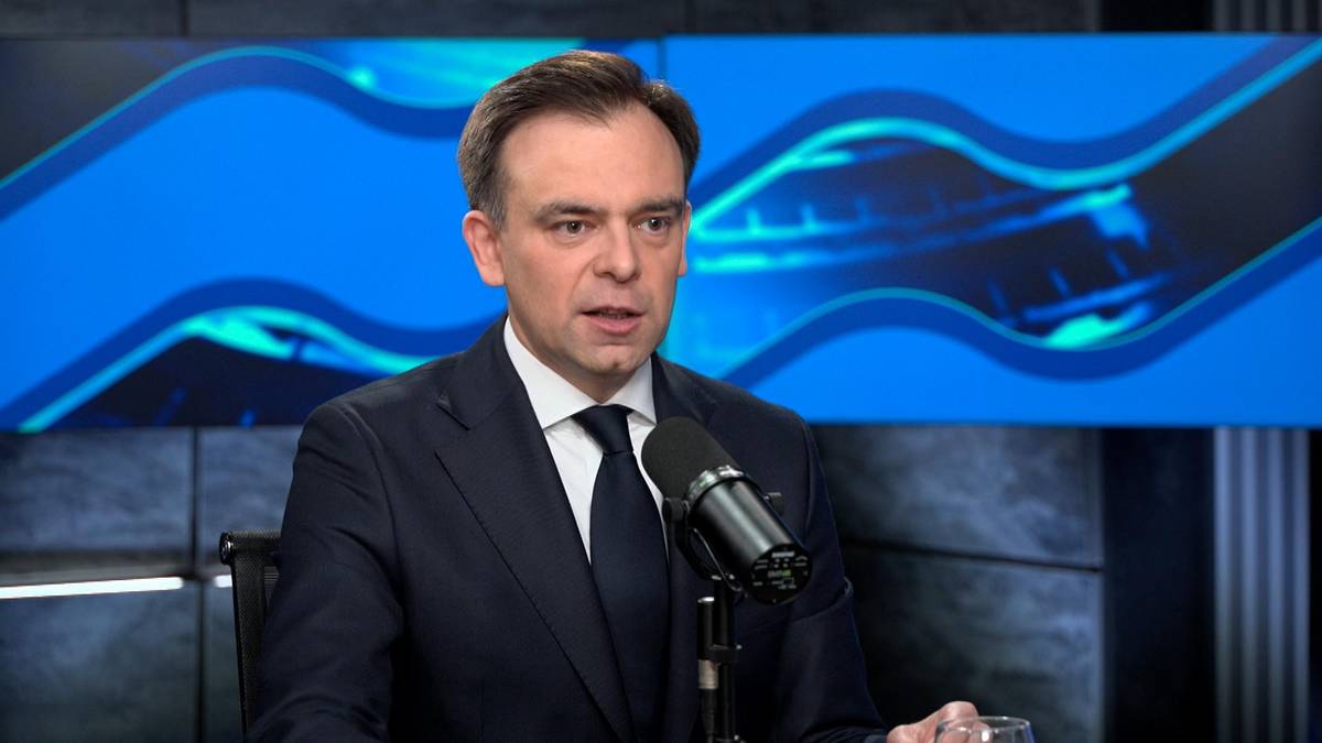 Domański zmienił zdanie ws. przyjęcia waluty euro