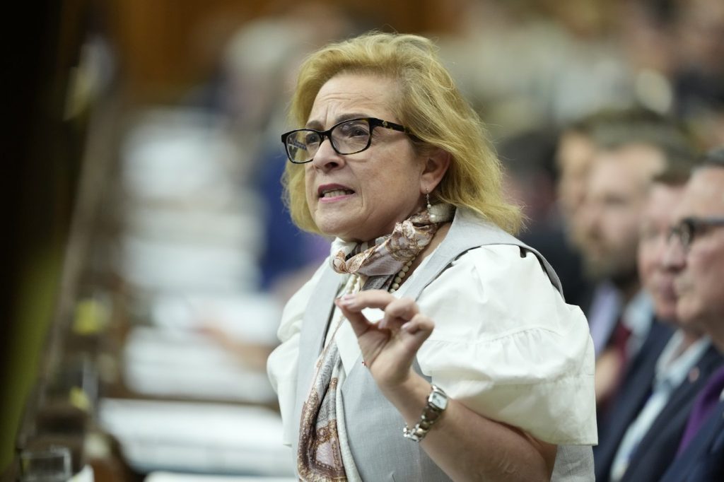 Powstanie szybka ścieżka do stałego pobytu dla 5000 zagranicznych lekarzy