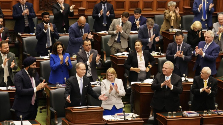 Ontario: 14 tygodniowe zimowe wakacje parlamentarne