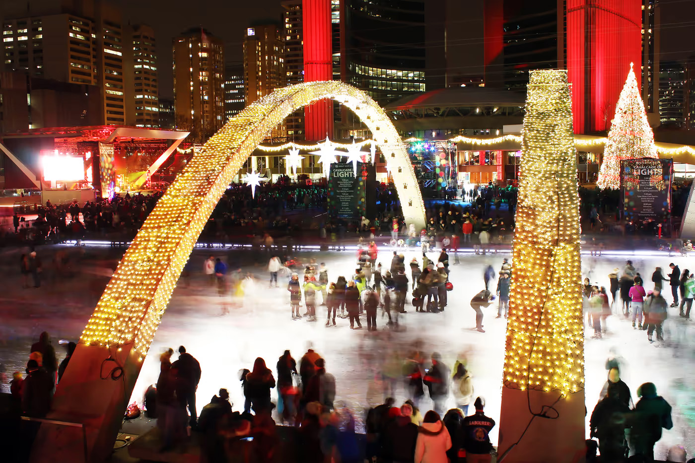 Co robić w Sylwestra, jeżeli nie chce się siedzieć w domu – wybór w ostatniej chwili