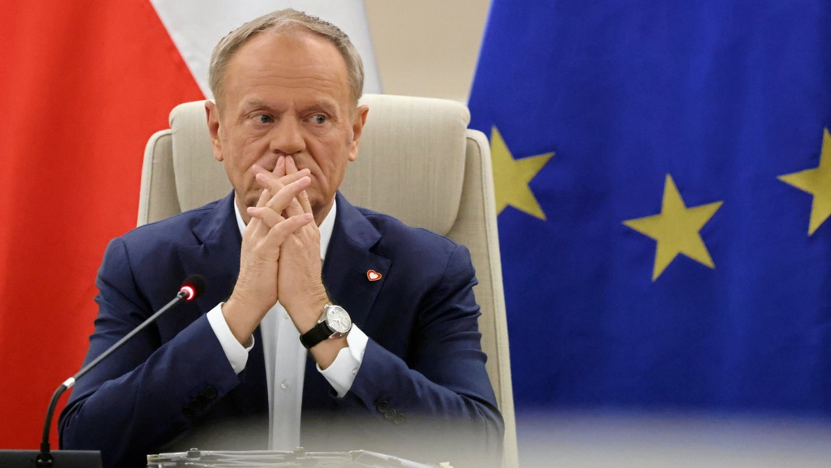 Notowania premiera na półmetku kadencji