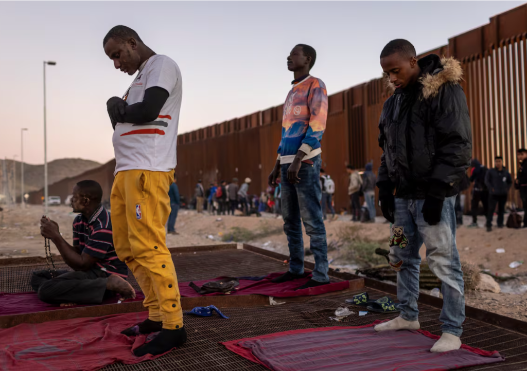 Trump rozszerza zakaz podróży dla obywateli USA na 39 krajów