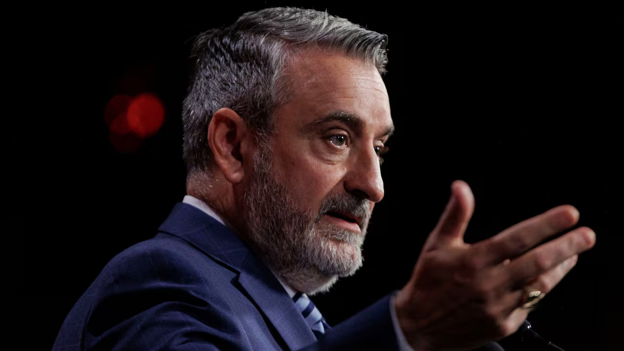 Rząd Ontario przejmuje kontrolę nad kolejną radą szkolną