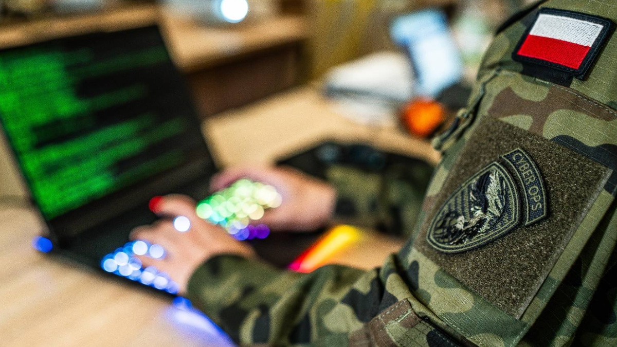 Gawkowski: Rosyjskie cyberataki na Polskę