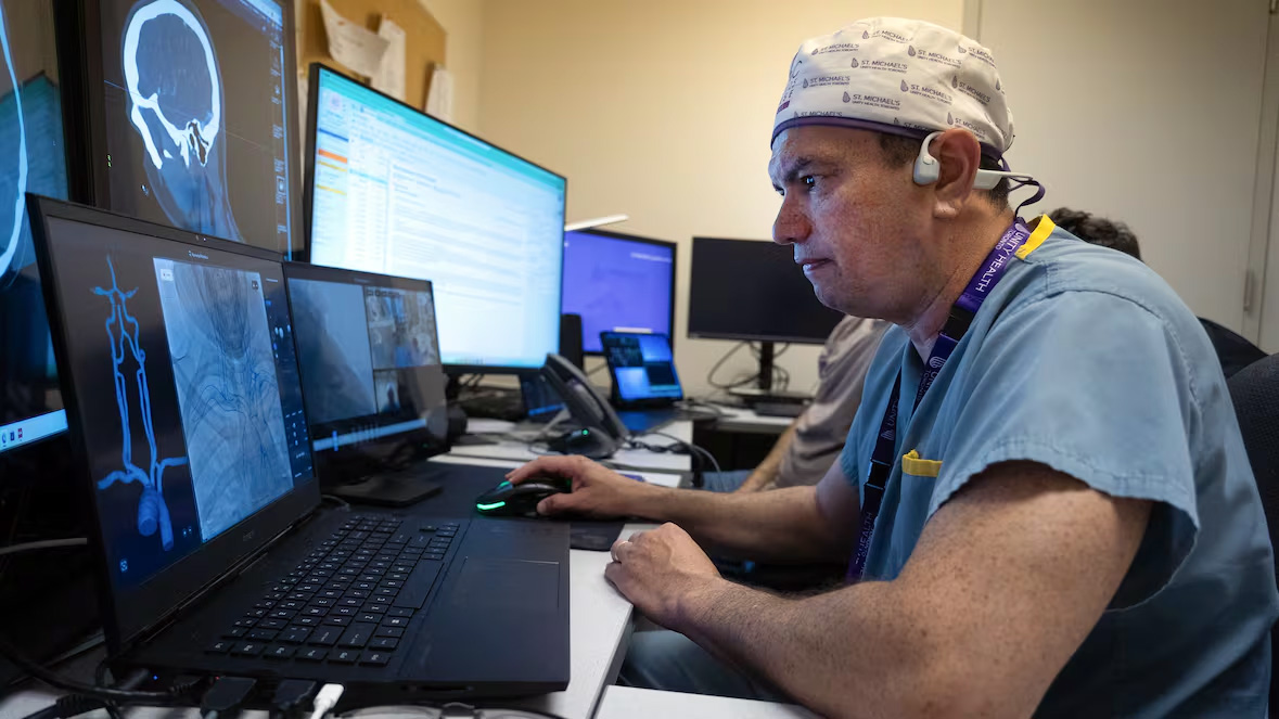 Zdalna chirurgia coraz bliżej. Kanada testuje przełomową technologię