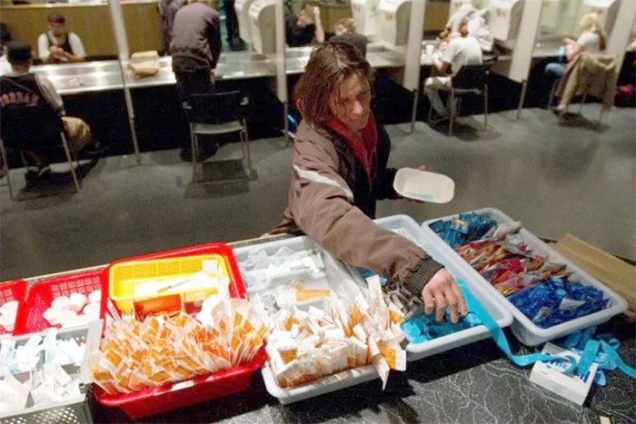 Naukowcy: Punkty nadzorowanego zażywania narkotyków nie zwiększają przestępczości