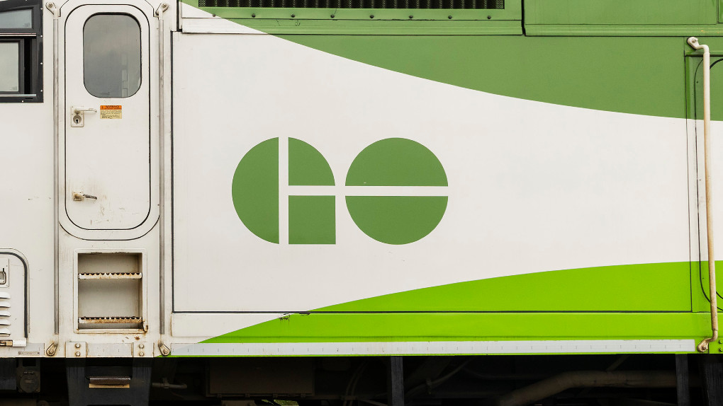 Atak nożownika w pociągu GO