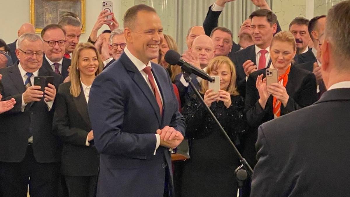 Prezydent spotkał się z klubami. KO i Lewica nie przyszły