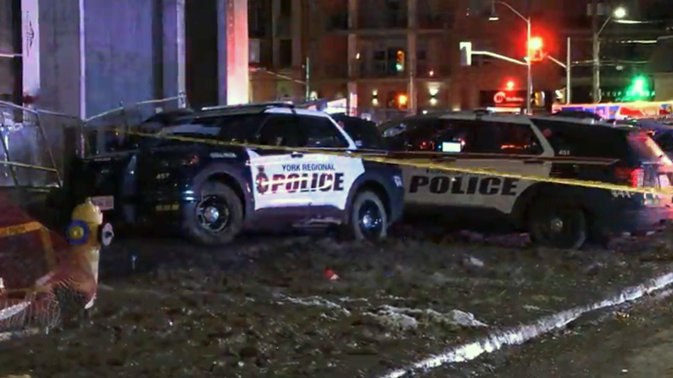 Vaughan: próba włamania, ucieczka, broń palna i zniszczone radiowozy