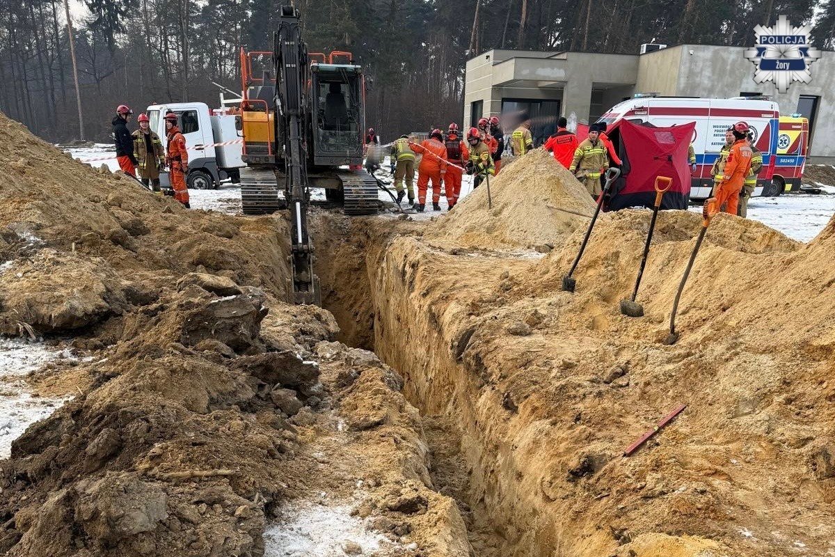 Tragiczny wypadek na budowie. Robotnicy zasypani żywcem w wykopie
