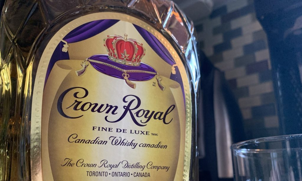 Producent szkła z Brampton może stracić na wyrzuceniu Crown Royale z LCBO