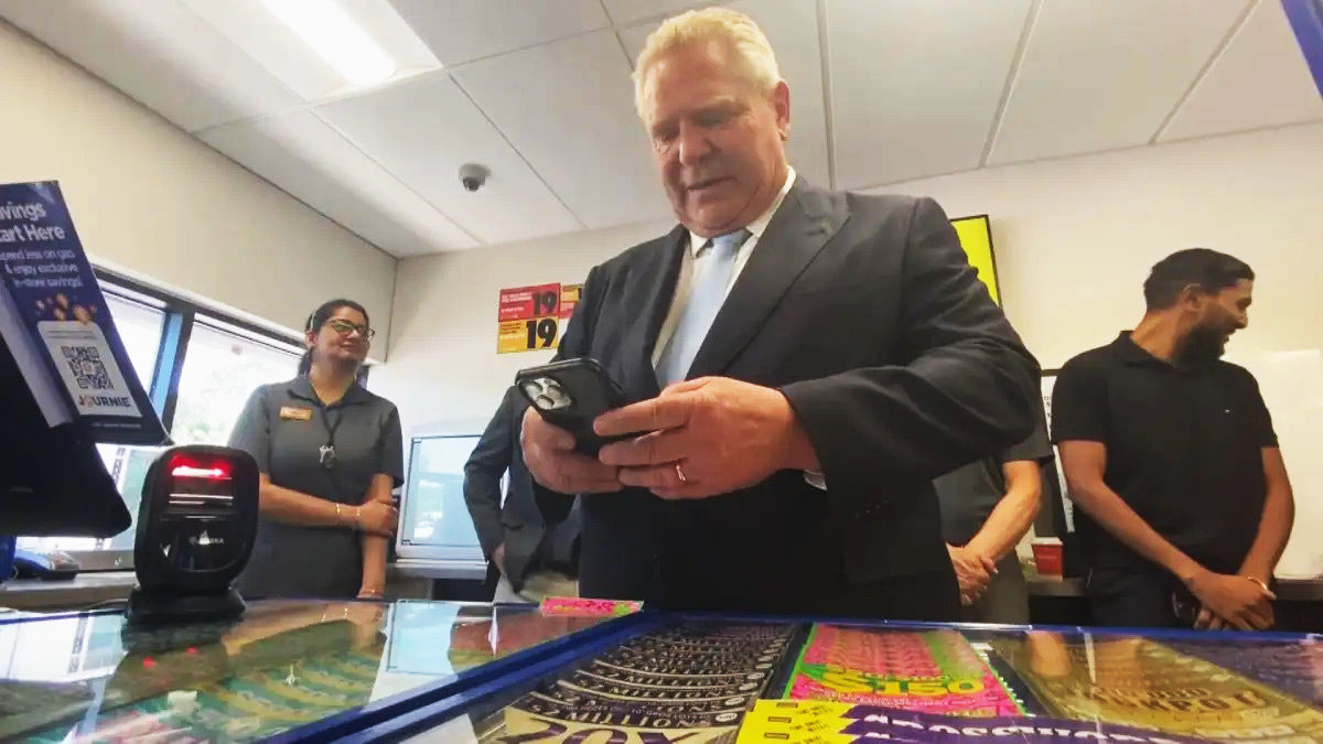 Sąd w Ontario: Doug Ford musi ujawnić zapisy rozmów z prywatnego telefonu