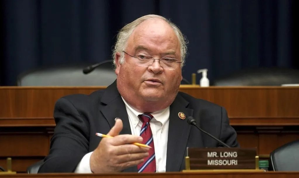 Kandydat na ambasadora: Islandia 52. stanem